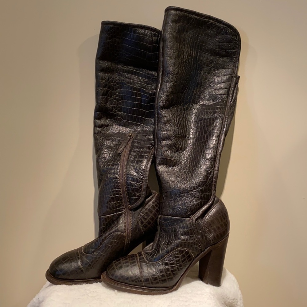 UGG Collection Brown Leather Boots with crocodile texture, lined in shearling.